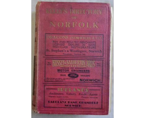 Kelly's Directory of Norfolk 1933 with coloured map some foxing fair