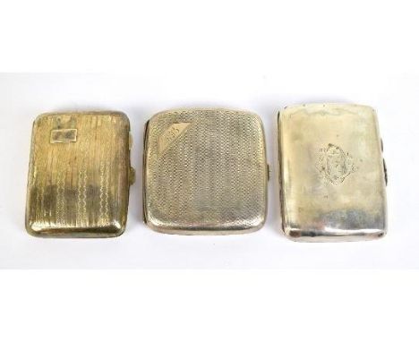 A George V hallmarked silver cigarette case with engine turned and reeded detail, vacant cartouche, J W Tiptaft & Sons Ltd, B