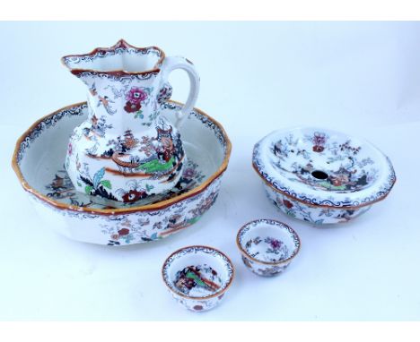 A Masons Willow pattern jug, height 19cm and bowl, a matching soap dish and pair of trinket dishes (5).