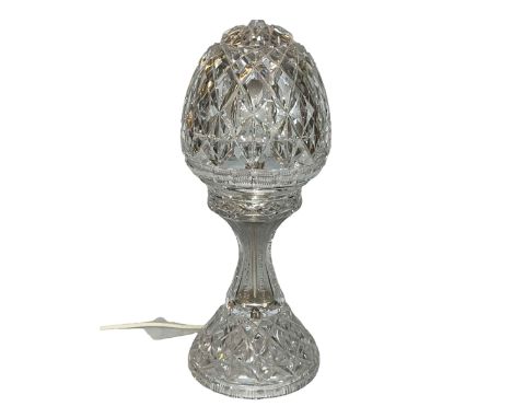 Crystal table lamp with shade, 43cm.