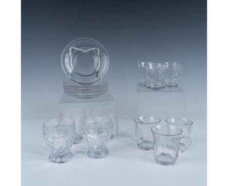 Marvelous collection of clear Heisey Optic glassware that consists of four old sandwich tumblers, and six handled diamond pat