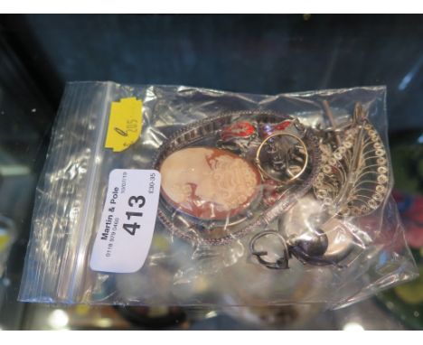 A small bag of jewellery to include two enamel bracelets, a 9 carat gold baby brooch, etc
