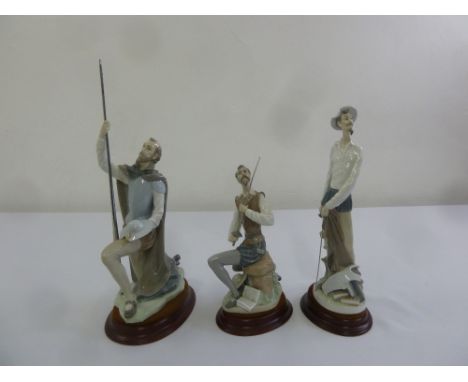 Lladro Don Quixote three figurines with wooden plinths 1005352, 1004854, 1005224