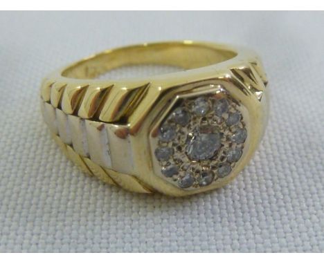 18ct yellow gold and diamond ring, approx total weight 9.0g