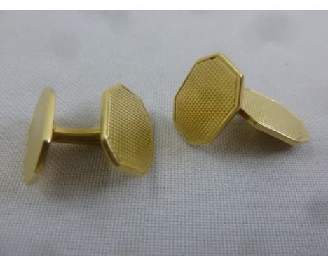 A pair of engine turned 14ct gold cufflinks, approx total weight 14.8g