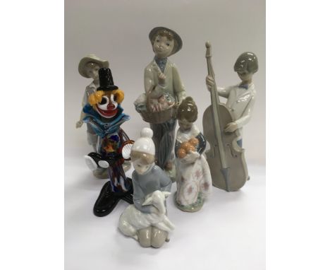 Five Lladro figures and a Murano clown (6).