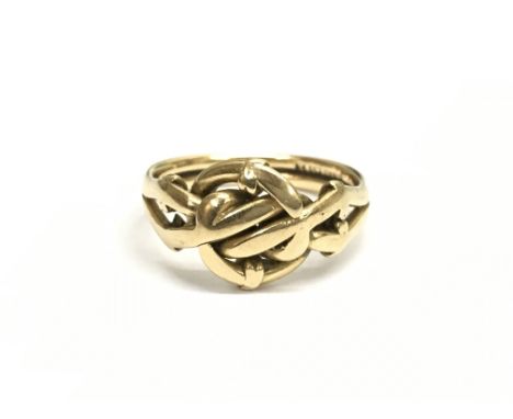 A Victorian 18ct gold knot ring, size approx L, total weight approximately 4 grams.