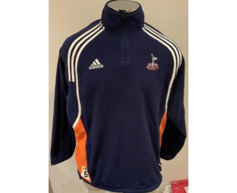 Tottenham 2000 - 2001 Football Players Training Fleece: Number 9 used by Les Ferdinand. Size 44/46.