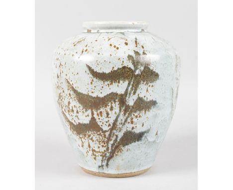 A SPECKLED STONEWARE STUDIO POTTERY VASE by DAVID E. ELLIS, CIRCA. 1955, stamped DE entwined and sunburst.  7.5ins high.