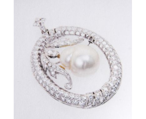 A SUPERB DIAMOND AND PEARL PENDANT.