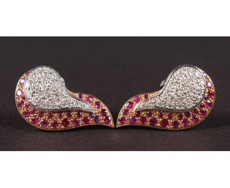 A GOOD PAIR OF 18CT YELLOW GOLD, DIAMOND AND RUBY EAR CLIPS.