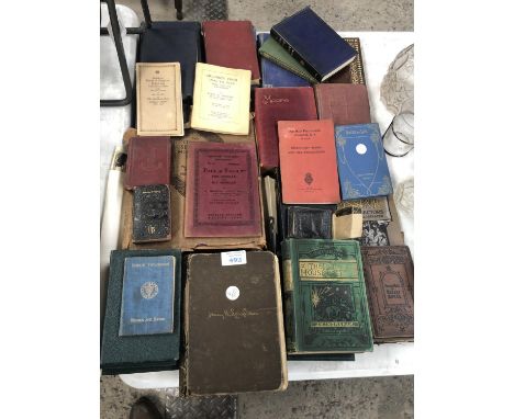 A LARGE COLLECTION OF VINTAGE CLOTH BOUND BOOKS TO INCLUDE 'RAID PRECAUTIONS' ETC 