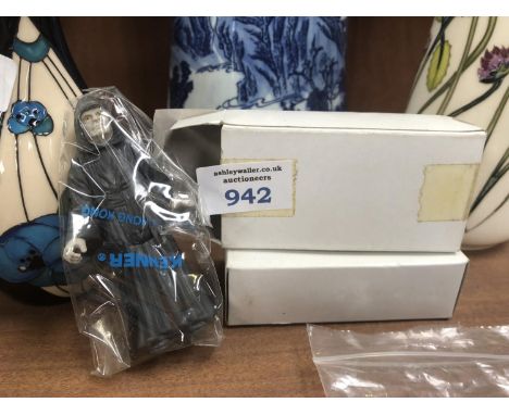 TWO BOXED VINTAGE STAR WARS EMPEROR FIGURES, 1 SEALED 