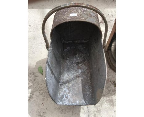 A VINTAGE COAL SCUTTLE 