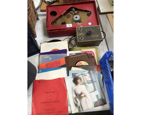 A VINTAGE BOXED 'GRAMDECK' PRE-AMPLIFIER CONTROL UNIT, VARIOUS VINYL SINGLES ETC 