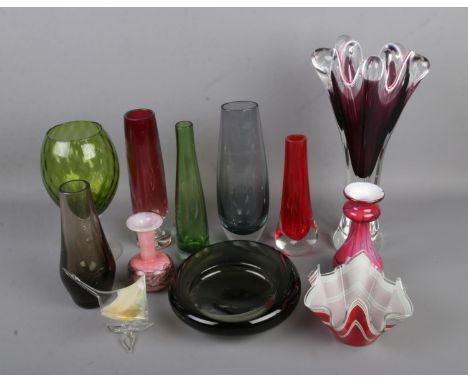 A collection of assorted art glass to include Chance glass handkerchief bowl, Myan vase, Holmegaard Glass bowl, Murano style 