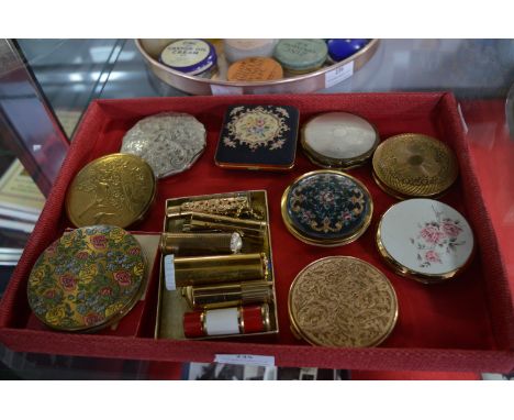 Vintage Ladies Compacts and Lipsticks 