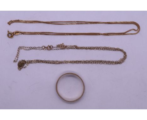 9ct gold ring together with 2 x 9ct gold necklaces - Approx weight 4.7g 