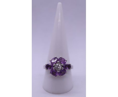 Silver amethyst set ring - Size T 