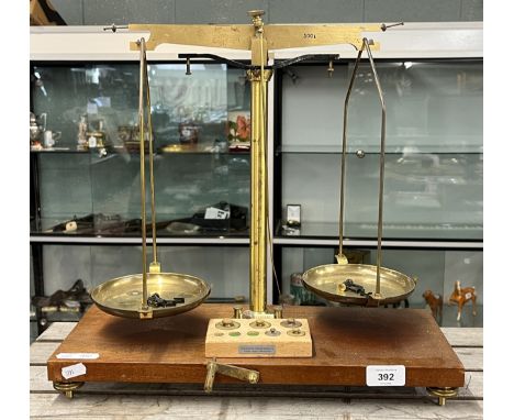 Set of balance scales &amp; weights 