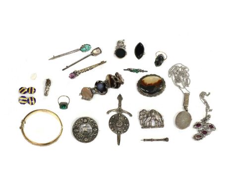 A collection of silver and costume jewellery, to include a pair of enamel silver chain link cufflinks, an antique Anglo-India