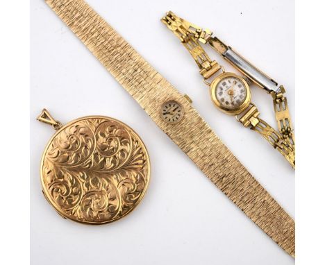 A LADY'S 9CT GOLD WRISTWATCH BY ROTARY. the signed circular dial with baton numerals, on an integrated 9ct gold textured brac