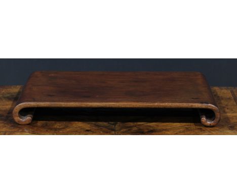 A large Chinese huanghuali rectangular table top porcelain or sculpture stand, scroll ends, 52.5cm wide 