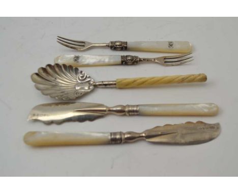 A PAIR OF LATE 19TH CENTURY SILVER-BLADED BUTTER KNIVES, Birmingham 1890, with mother-of-pearl handles, together with a PAIR 