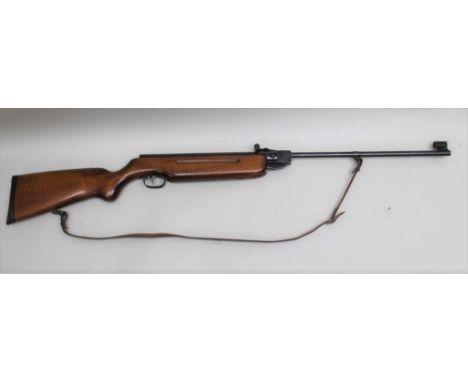 A WEIHRAUCH MODEL 35 CALIBRE 4.5MM (.177) BREAK BARREL AIR RIFLE, with sling 