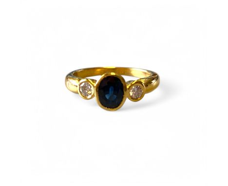 18ct Yellow Gold Hallmarked Sapphire & Diamond Ring  Ring Size: L 1/2 Approximately  Weight: 4.4g