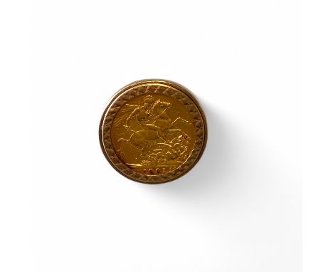 A 9ct yellow gold ring with a Victorian full sovereign dated 1901 size U, weight 15.8