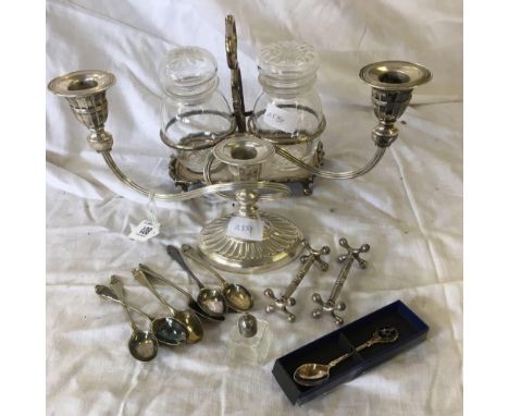 SHELF OF MIXED SILVER PLATE INCL; CANDELABRA, TEA SPOON, KNIFE REST &amp; 2 GLASS JAR CRUET SET