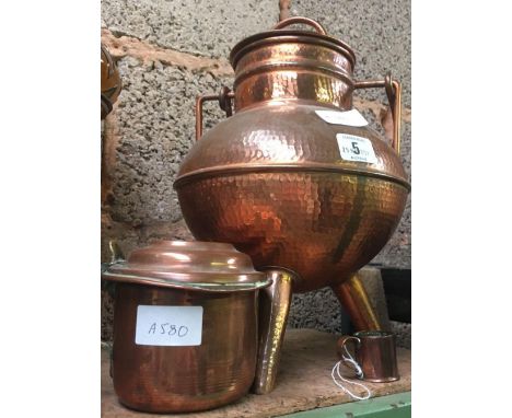 COPPER CAULDRON ON 3 LEGS WITH SWING HANDLE, COPPER LIDDED TANKARD &amp; SMALL COPPER MEASURE