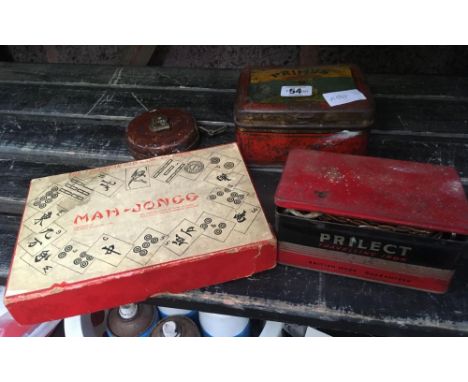 VINTAGE PRIMUS STOVE, TRAVELLING IRON, LINEN TAPE &amp; A MAHJONG SET