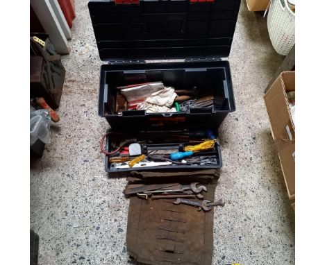CARTON OF VARIOUS TOOLS