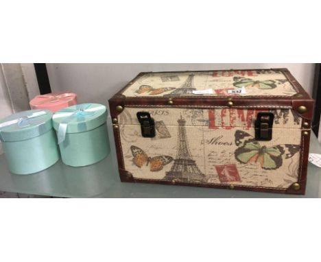 SHELF WITH SMALL LEATHER BOUND DECORATIVE CHEST, 3 ROUND STORAGE BOXES &amp; LARGE QTY OF COSTUME JEWELLERY
