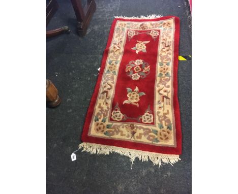 RED &amp; CREAM RUG