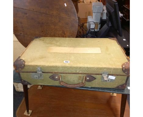 VINTAGE CANVAS CASE WITH CIGAR BOXES