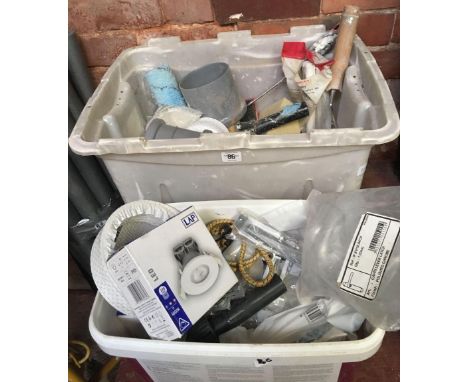 QTY OF GREY TUB INSULATION &amp; 2 CARTONS OF MISC BUILDERS TOOLS &amp; EQUIPMENT