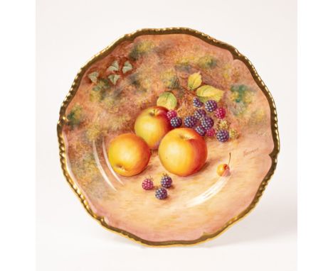 A Royal Worcester cabinet plate painted by Freeman, with apple and blackberries, gilt gadrooned rim, 27cm diameter CONDITION 