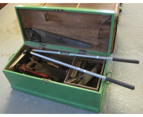 Vintage painted pine carpenter's toolbox, the interior revealing assorted and vintage tools, saws, planes etc. (B.P. 24% incl
