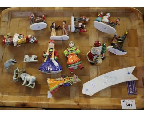 Tray of ceramic figurines to include; Christmas decorations, Santa, snowman, ceramic animals etc. (B.P. 24% incl. VAT) 