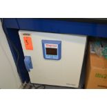 Thermo Scientific Heratherm Table Top Incubator