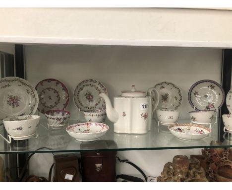 A NEW HALL PORCELAIN TEA POT TOGETHER WITH SIX TEA BOWLS AND EIGHT SAUCERS