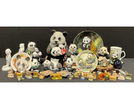Ceramics - Royal Doulton Images Figure, The Promise, Hn 4033, Leonado and othe figures of Panda Bears, Wade Whimsies inc tige