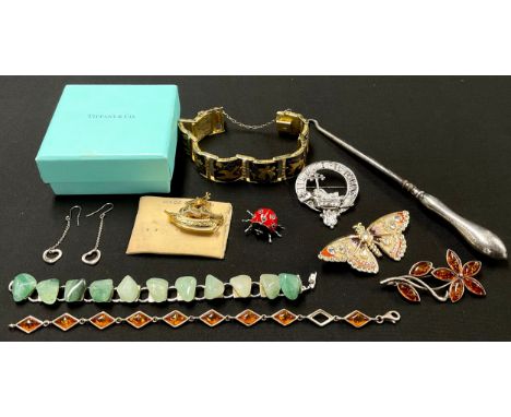 A selection of jewellery;to include a pair of Tiffany & Co Elsa Peretti silver heart drop dangle earrings boxed, a "925" stam