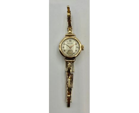 A Vintage Ladies 9ct Gold Ancre 17 Rubis Watch with 9ct Gold Watch Bracelet;stamped "9 375" on the watch bracelet, the bracel