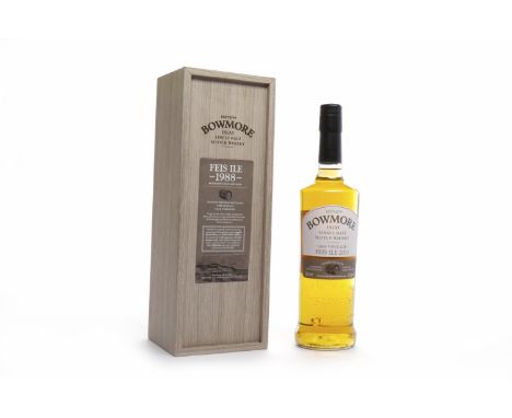 BOWMORE 1988 AGED 24 YEARS - FEIS ILE 2013 Active. Bowmore, Islay.Distilled 1988, matured in first fill borubon cask, bottle 