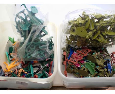 Two tubs of toy soldiers. UK P&amp;P Group 1 (£16+VAT for the first lot and £2+VAT for subsequent lots) 