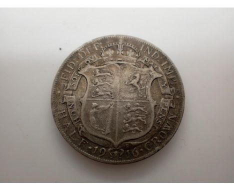 1916 - Sterling silver half crown of king George 5th. UK P&amp;P Group 0 (£6+VAT for the first lot and £1+VAT for subsequent 